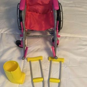 Doll play wheelchair/crutches/leg cast